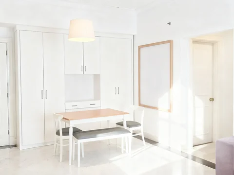 Tower Palm Mid Floor