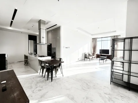 Senopati Suites 3 Mid Floor