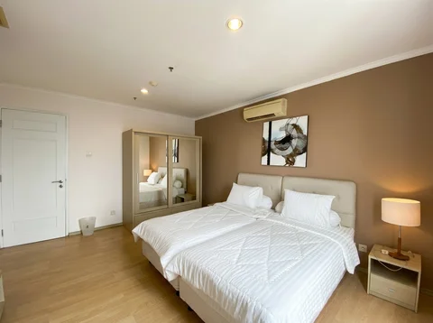 FX Residence High Floor