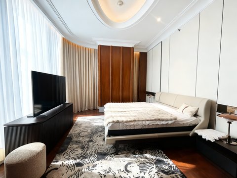 St. Regis High Floor
