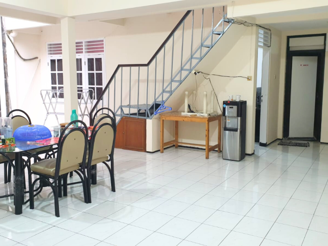 4-Bedrooms House For Sale in Tomang