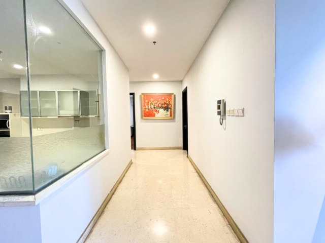 Somerset Berlian South Tower High Floor