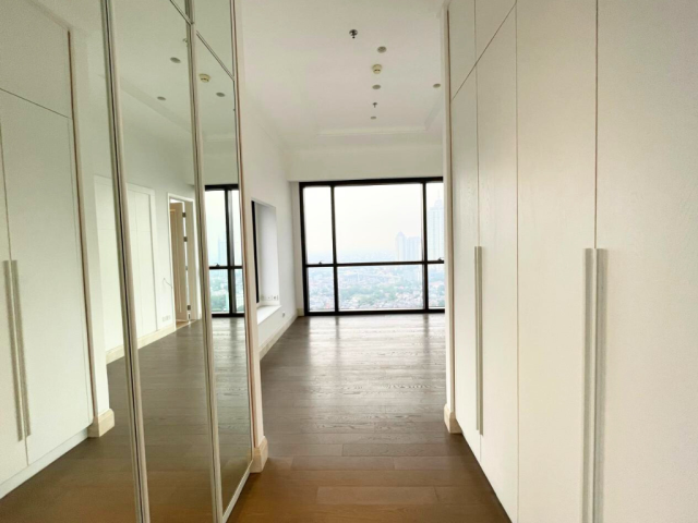 1Park Avenue Tower Hamilton Lantai Tinggi