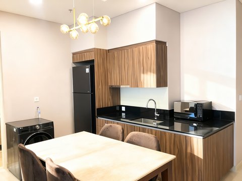 57 Promenade Tower City Lantai Tengah