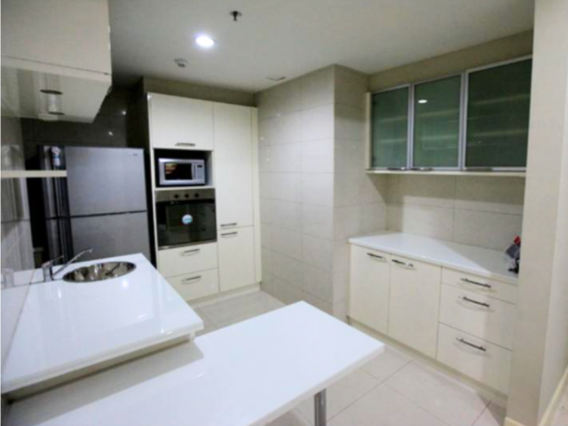 Somerset Berlian Tower South Lantai Tengah