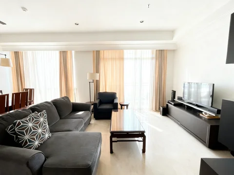 Pakubuwono View Lacewood Tower Mid Floor