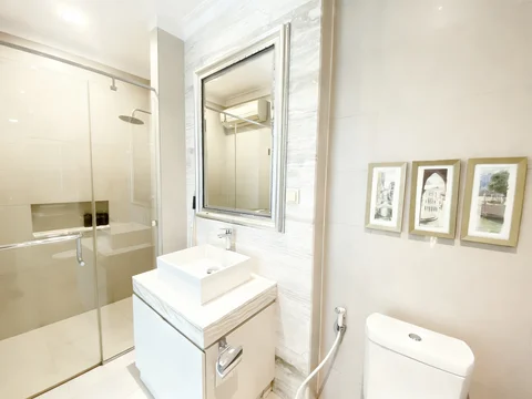 Residence 8 Senopati Tower 2 High Floor