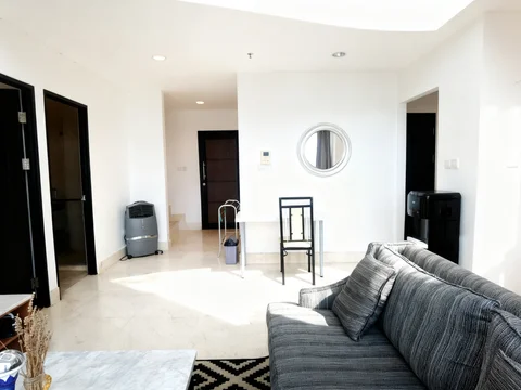 Essence Darmawangsa Eminence 2 Tower High Floor