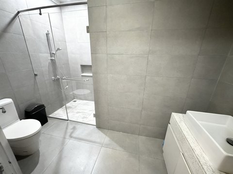 Residence 8 Tower 3 Lantai Tinggi