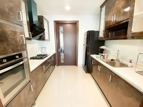 Pakubuwono View Tower Redwood High Floor