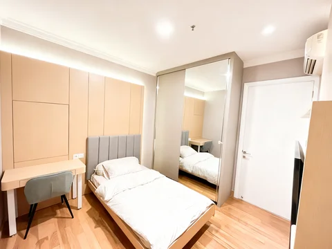 Residence 8 Senopati Tower 3 Lantai Tinggi