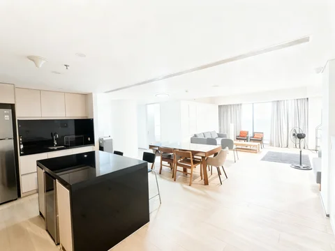 Verde Tower North Floor 17