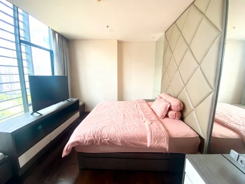 Verde Tower East Lantai Sedang