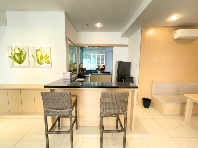 1 Park Residence Tower C Lantai Tengah