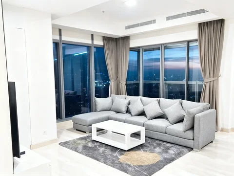 Fifty Seven Promenade Tower Sky Lantai Tinggi