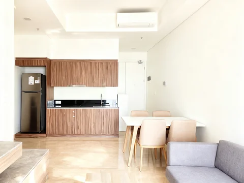 57 Promenade Tower City Lantai Tengah