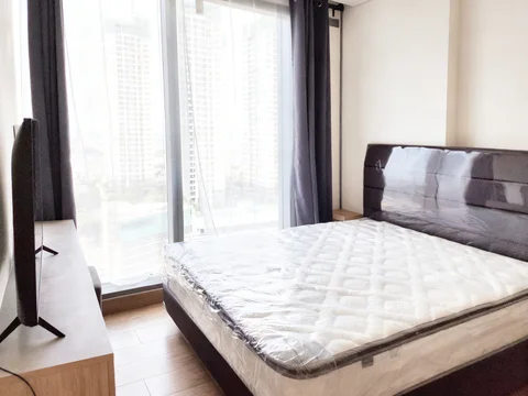 57 Promenade Tower City Lantai Tengah