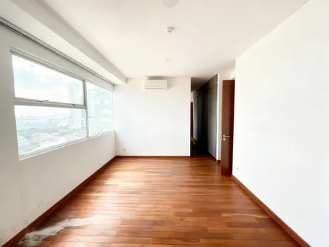 1 Park Residences Tower B Lantai Rendah