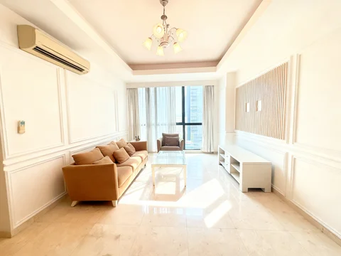 Setiabudi Residence Tower B Lantai Sedang