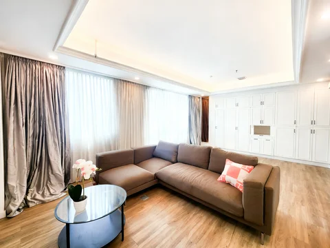 Puri Imperium Tower 1 High Floor