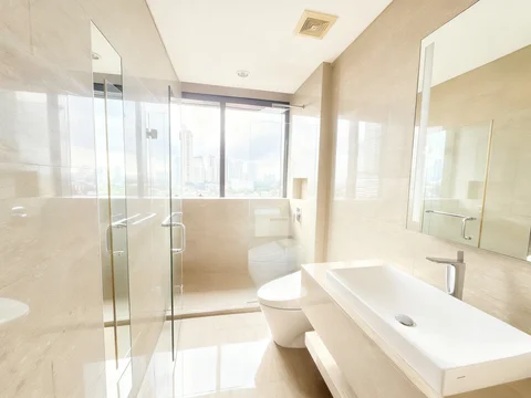 1 Park Avenue Tower Royal Lantai Rendah