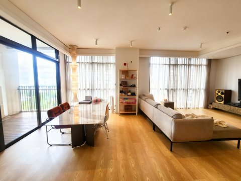 Senopati Suites 1 Lantai Tengah