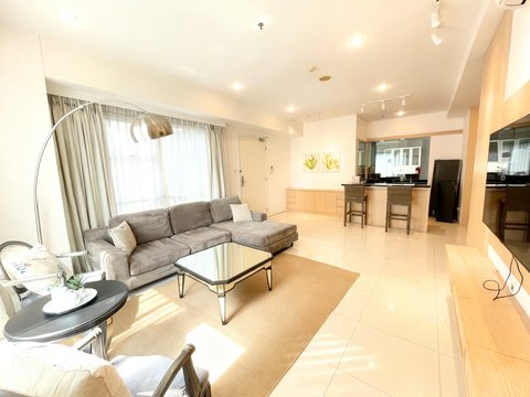 1 Park Residence Tower C Lantai Tengah