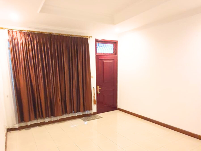 3-Bedrooms House For Sale in Petogogan Kebayoran Baru