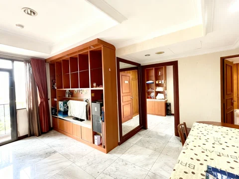 Simprug Indah Tower 1 Lantai Tengah