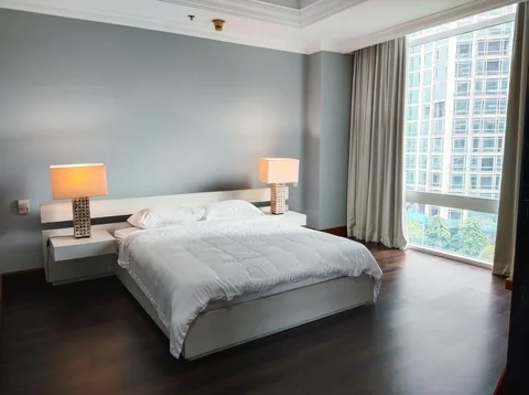Four Seasons Residences Tower Spring Low Floor