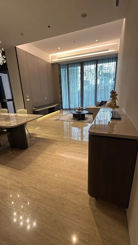 La Vie All Suites Tower Porte Lantai Rendah