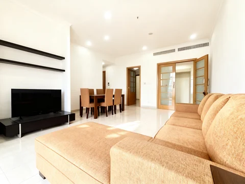 Senayan Residence Tower 1 Lantai Tengah
