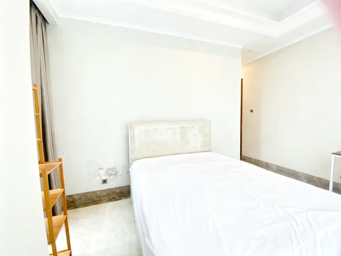 District 8 SCBD Tower Eternity Lantai Tinggi