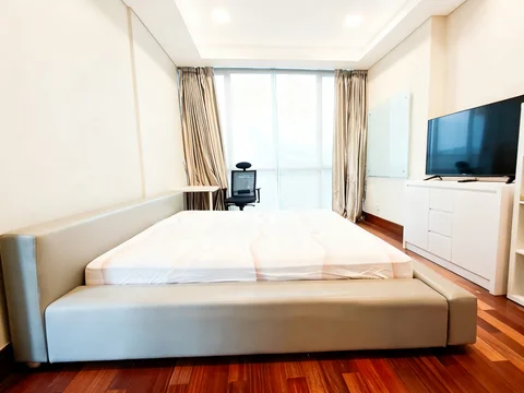 Senayan City Residence Lantai Rendah