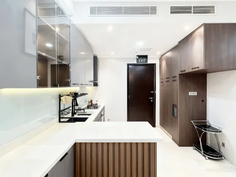 Senayan Residence Tower 2 Lantai Tengah