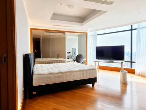 Kempinski Residence Lantai Tinggi