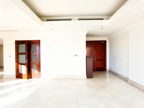 SCBD Suites Lantai Rendah