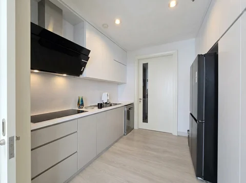 Pakubuwono View Tower Redwood Mid Floor
