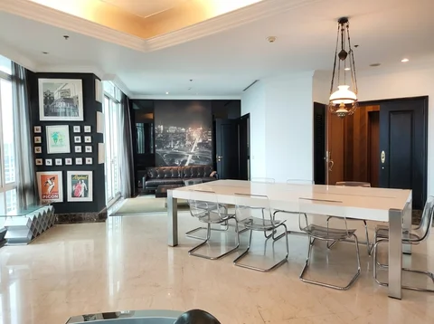Four Seasons Residences Tower Spring Low Floor