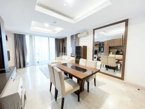 Residence 8 Senopati Tower 3 Lantai Tinggi