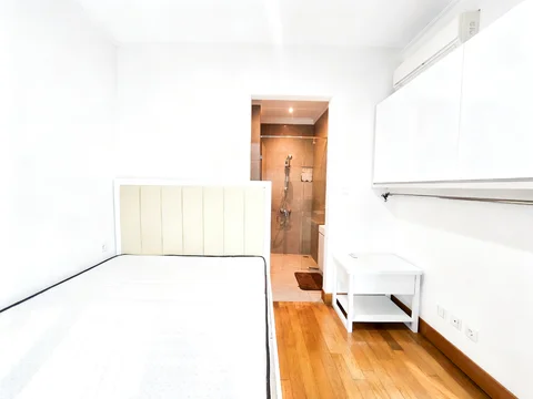 Residence 8 Senopati Tower 2 High Floor