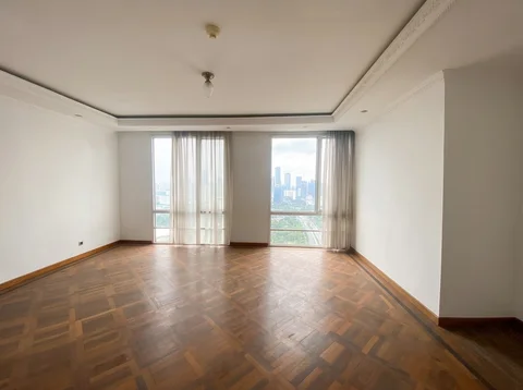 FX Residence High Floor