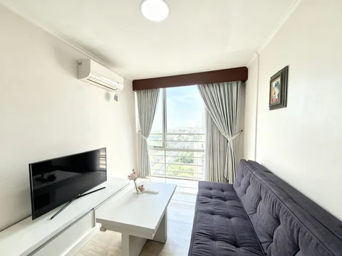 FX Residence Mid Floor