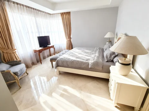 The Plaza Residences Mid Floor