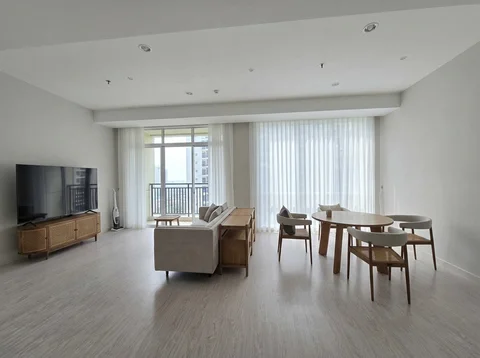 Pakubuwono View Tower Redwood Mid Floor