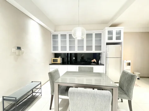 1 Park Residences Tower C Lantai Tengah