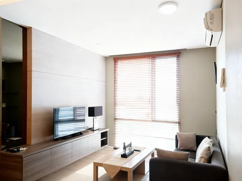 FX Residence Mid Floor