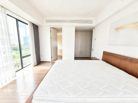 Verde Tower North Lantai Tengah