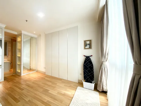 Residence 8 Senopati Tower 2 High Floor