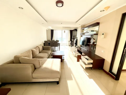 Kemang Village Tower Infinity Lantai Tengah